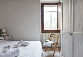 Few Steps to The Duomo