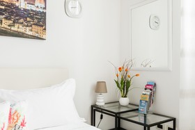 Florence Liona Apartments