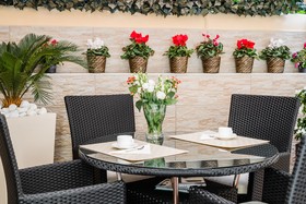 Florence Liona Apartments