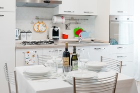 Florence Liona Apartments