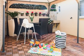 Florence Liona Apartments