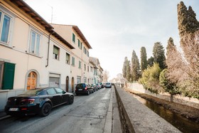 Florence Liona Apartments