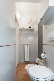 Florence Liona Apartments