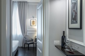 Florence Luxury Suites
