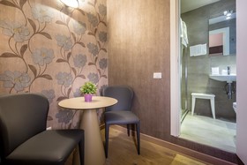 Florence Old Bridge B&B