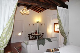 Florence View Apartments