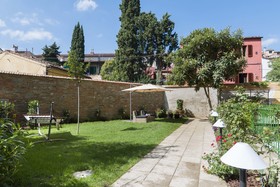 Frimi Boutique Rooms B&B