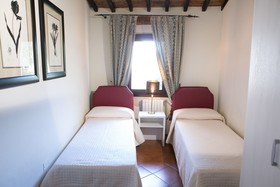 Giuliani Home