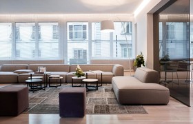 Glance Hotel