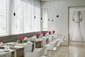 Glance Hotel