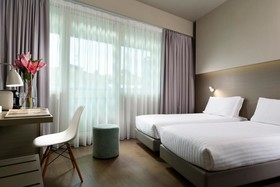Glance Hotel