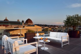 Glance Hotel