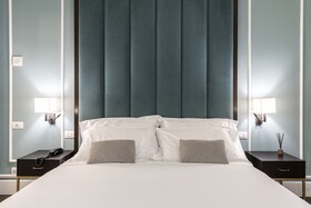 Glimpse Hotel