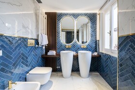 Glimpse Hotel