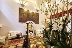 Golden Tower Hotel & Spa