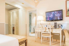 Golden Tower Hotel & Spa