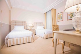 Golden Tower Hotel & Spa