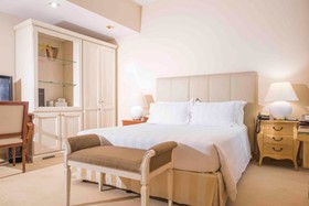 Golden Tower Hotel & Spa