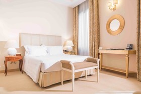 Golden Tower Hotel & Spa