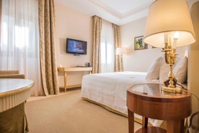 Golden Tower Hotel & Spa