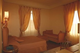 Hotel Aurora