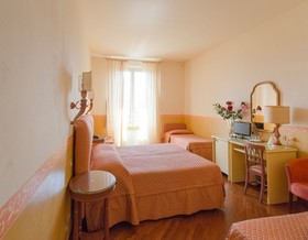 Hotel Aurora