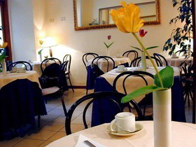 Hotel Airone