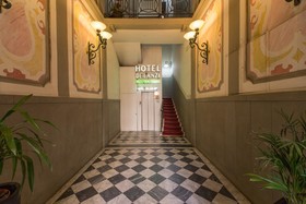 Hotel De Lanzi