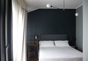 Diplomat Hotel