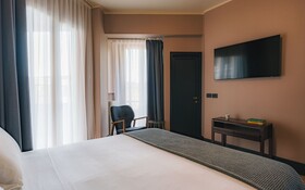 Diplomat Hotel