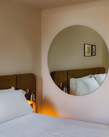 Diplomat Hotel