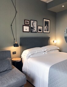 Diplomat Hotel