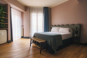 Diplomat Hotel