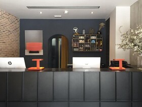 Diplomat Hotel