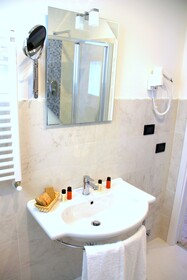 Hotel Luxor Florence