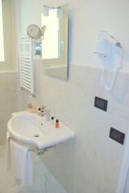 Hotel Luxor Florence