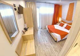 Hotel Luxor Florence