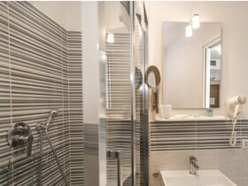 Hotel Luxor Florence