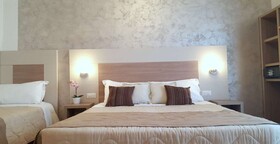 Hotel Luxor Florence