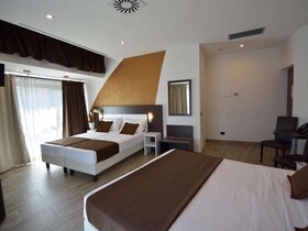 Hotel Luxor Florence