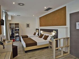 Hotel Luxor Florence