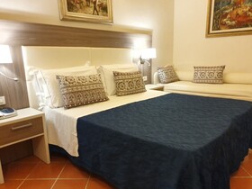 Hotel Maxim Axial