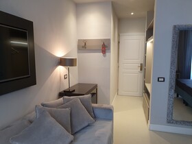 Hotel Maxim Axial