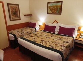 Hotel Maxim Axial