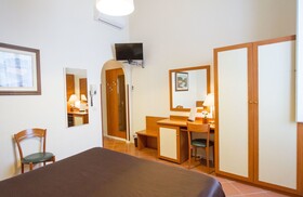 Hotel Maxim Axial