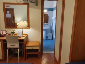 Hotel Maxim Axial