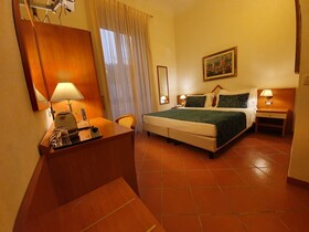 Hotel Maxim Axial