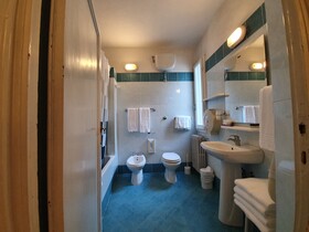 Hotel Maxim Axial
