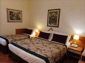 Hotel Maxim Axial