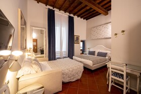 Hotel Maxim Axial